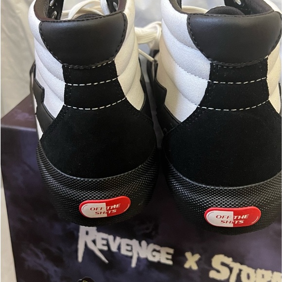 Revenge X Storm Size 10 New in Box high tops - Picture 8 of 11